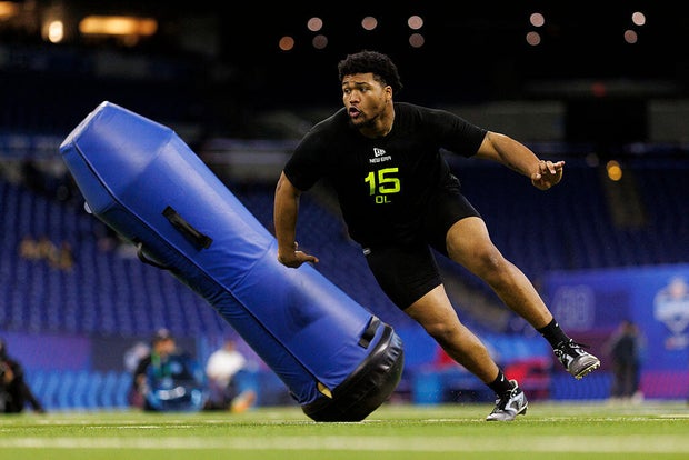 Derrick Harmon 
